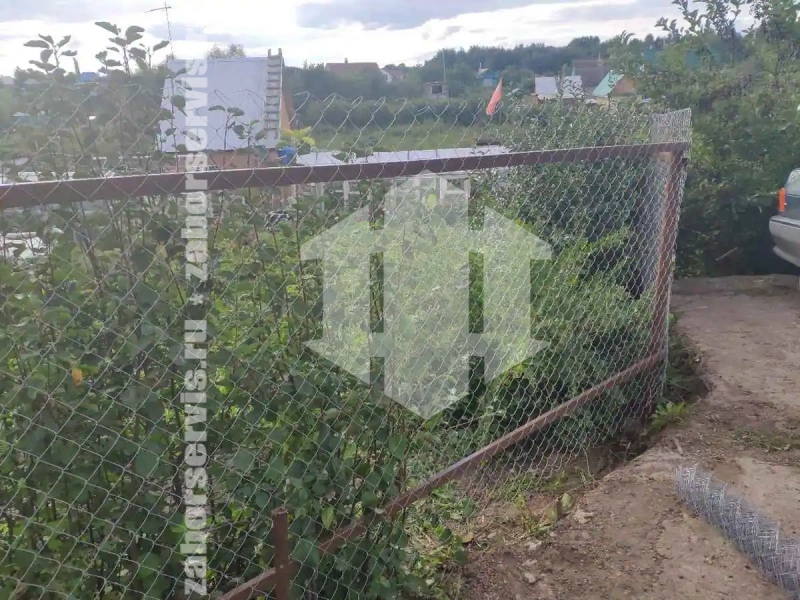 Забор из сетки рабицы на профильном каркасе 88 метров