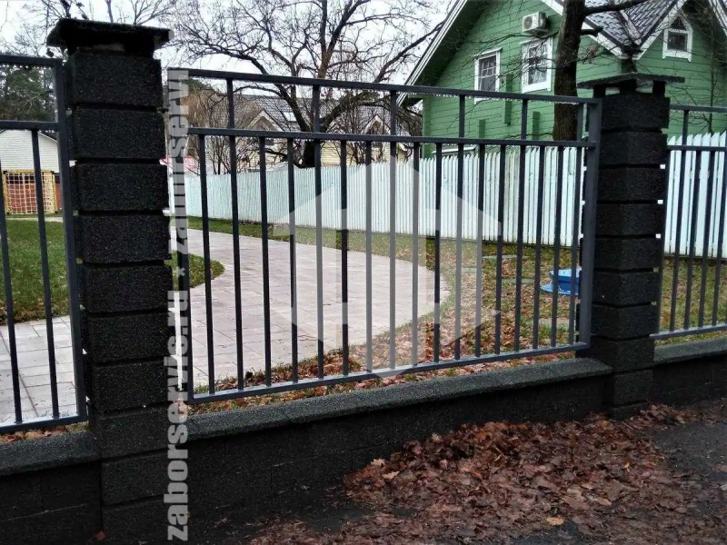 Сварной забор с откатными воротами 40 метров