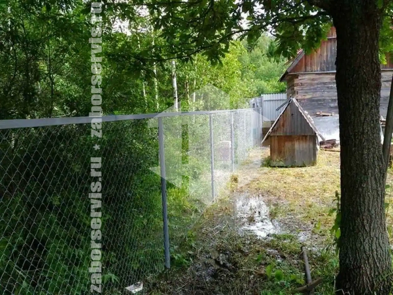 Забор из сетки рабицы на профильном каркасе 73 метра